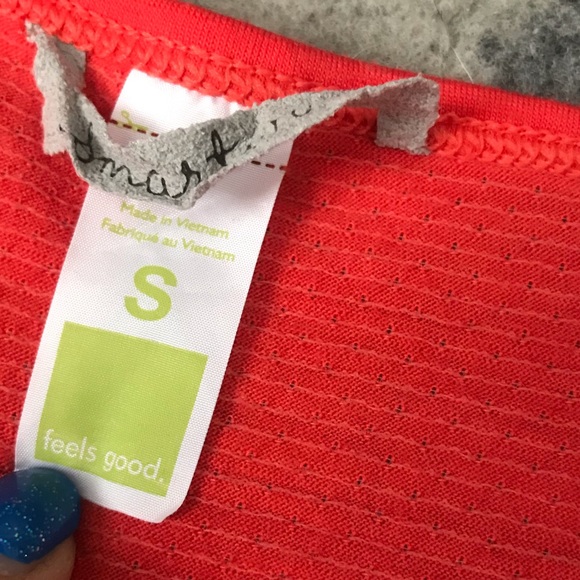 SMARTWOOL RED CYCLING WOOL WICKENING WITH BACK POCKET! - Picture 3 of 4